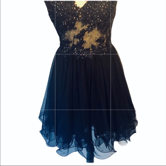 Navy blue sleeveless Embroidered cocktail dress - Picture 5 of 8